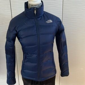 Northface puffer. Never been worn!